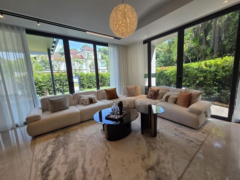Greenbank Park, Greenbank Park, Clementi Park / Upper Bukit Timah, 5 Bedrooms, 5,436 sqft, Semi-Detached House For Sale, by Roza Reis, 500266692 - Living Room - PropertyGuru.com.sg