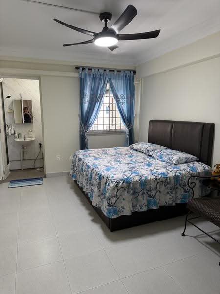 124 Yishun Street 11, 124 Yishun Street 11, Sembawang / Yishun, 5 Bedrooms, 1,442 sqft, HDB Flat For Sale, by Samantha Leow, 500266696 - Bedroom - PropertyGuru.com.sg