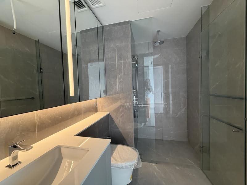 Grand Dunman, 10 Dunman Road, East Coast / Marine Parade, 1 Bedroom, 452 sqft, Condominium For Sale, by June Wong, 500266697 - Bathroom - PropertyGuru.com.sg