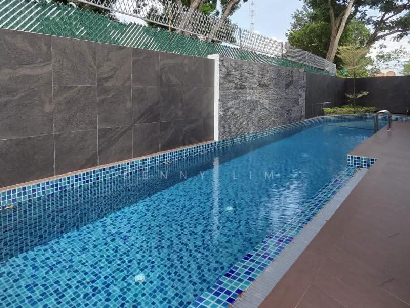 WIDE FRONTAGE. NORTH/SOUTH FACING (9693.8899 发发久久), SIGLAP / PALM / WOO MON CHEW, East Coast / Marine Parade, 5 Bedrooms, 6,000 sqft, Semi-Detached House For Sale, by Denny Lim, 500266717 - Pool - PropertyGuru.com.sg
