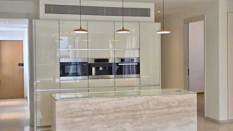 Trilight, 9 Newton Road, Newton / Novena, 4 Bedrooms, 5,802 sqft, Condominium For Sale, by Jac Ong, 500266723 - Kitchen - PropertyGuru.com.sg