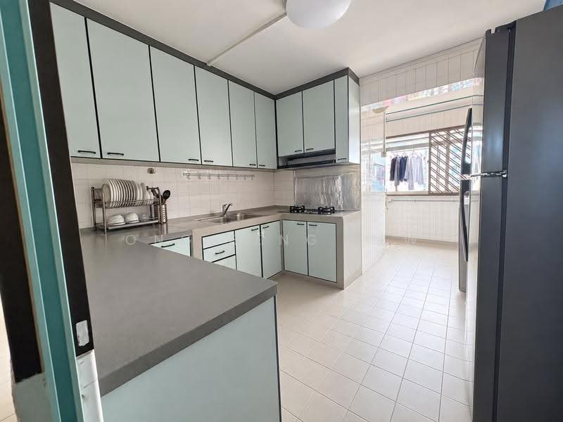 124 Pasir Ris Street 11, 124 Pasir Ris Street 11, Pasir Ris / Tampines, 3 Bedrooms, 1,216 sqft, HDB Flat For Sale, by Ong Beng Yew, 500266728 - Kitchen - PropertyGuru.com.sg