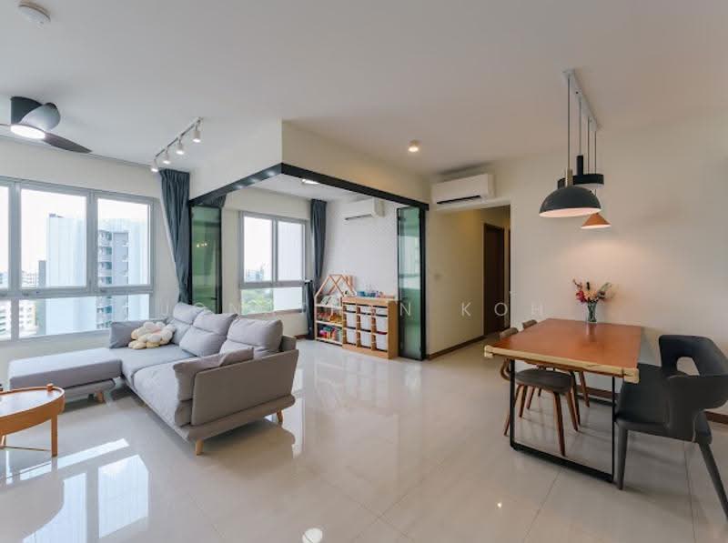 109B Canberra Walk, 109B Canberra Walk, Sembawang / Yishun, 3 Bedrooms, 1,227 sqft, HDB Flat For Sale, by Jonathan Koh, 500266734 - Living Room - PropertyGuru.com.sg