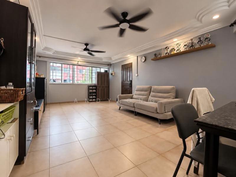 542 Jurong West Avenue 1, 542 Jurong West Avenue 1, Boon Lay / Jurong / Tuas, 3 Bedrooms, 1,109 sqft, HDB Flat For Sale, by Andy Ong, 500266739 - Living Room - PropertyGuru.com.sg