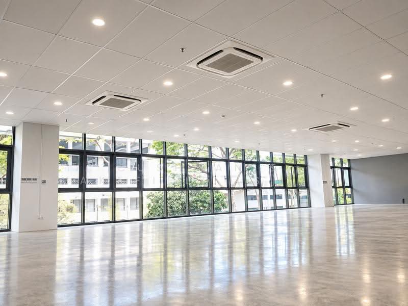 For Sale: High-Specs Senoko B2 Industrial Development, Sembawang / Yishun, 202,824 sqft, Factory / Workshop (B2) For Sale, by BRENDA ONG, 500266743 - Level 2 Seminar Room - CommercialGuru.com.sg
