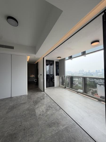 The Iveria, 2 Kim Yam Road, Orchard / River Valley, 3 Bedrooms, 947 sqft, Condominium For Rent, by Pearlyn Chionh, 500266747 - Balcony - PropertyGuru.com.sg