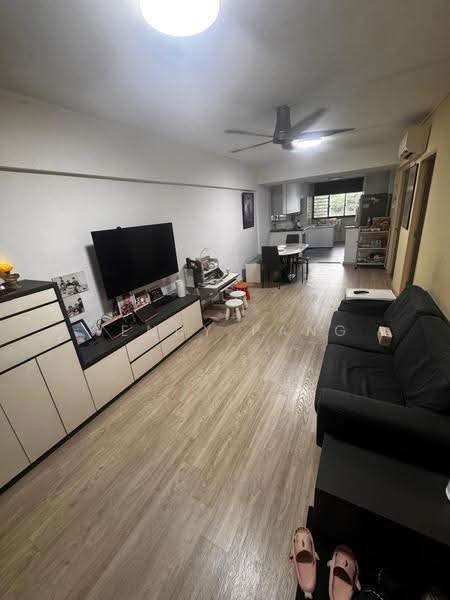 518 Jurong West Street 52, 518 Jurong West Street 52, Boon Lay / Jurong / Tuas, 2 Bedrooms, 795 sqft, HDB Flat For Sale, by Wendy Pang, 500266762 - Living Room - PropertyGuru.com.sg