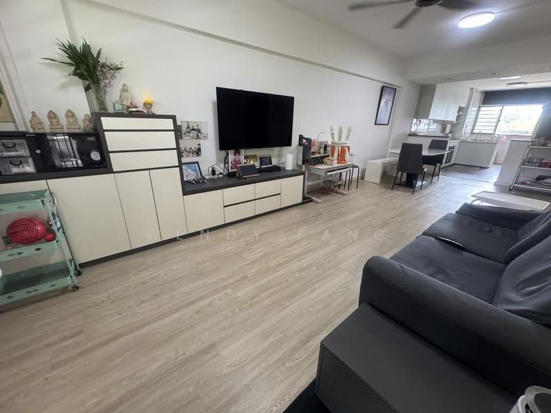 518 Jurong West Street 52, 518 Jurong West Street 52, Boon Lay / Jurong / Tuas, 2 Bedrooms, 795 sqft, HDB Flat For Sale, by Wendy Pang, 500266762 - Living Room - PropertyGuru.com.sg