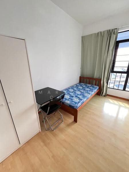 Fernwood Towers, 22 Fernwood Terrace, East Coast / Marine Parade, 1 Bedroom, 150 sqft, Condominium For Rent, by Mar Inn Chee, 500266774 - Bedroom - PropertyGuru.com.sg
