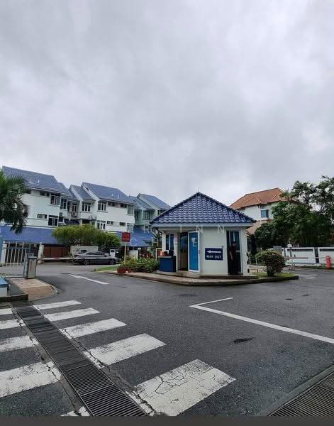 Fernwood Towers, 22 Fernwood Terrace, East Coast / Marine Parade, 1 Bedroom, 150 sqft, Condominium For Rent, by Mar Inn Chee, 500266774 - Exterior - PropertyGuru.com.sg