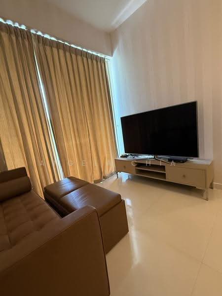 Mulberry Tree, 167 Moulmein Road, Newton / Novena, 1 Bedroom, 452 sqft, Apartment For Sale, by Angela Chia, 500266788 - Living Room - PropertyGuru.com.sg