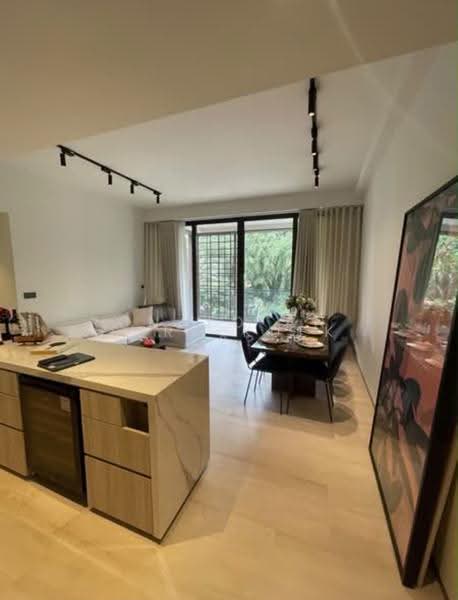 The Hyde, 11 Balmoral Road, Tanglin / Holland / Bukit Timah, 3 Bedrooms, 1,249 sqft, Condominium For Rent, by Sera Kuek, 500266798 - Living Room - PropertyGuru.com.sg