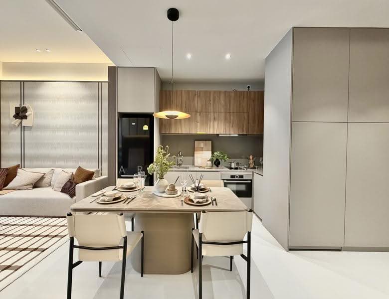 Parksuites, 18 Holland Grove Road, Tanglin / Holland / Bukit Timah, 2 Bedrooms, 786 sqft, Condominium For Sale, by Carrie Chin, 500266804 - PropertyGuru.com.sg