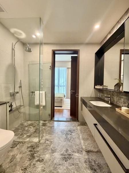 Parksuites, 18 Holland Grove Road, Tanglin / Holland / Bukit Timah, 2 Bedrooms, 786 sqft, Condominium For Sale, by Carrie Chin, 500266804 - PropertyGuru.com.sg