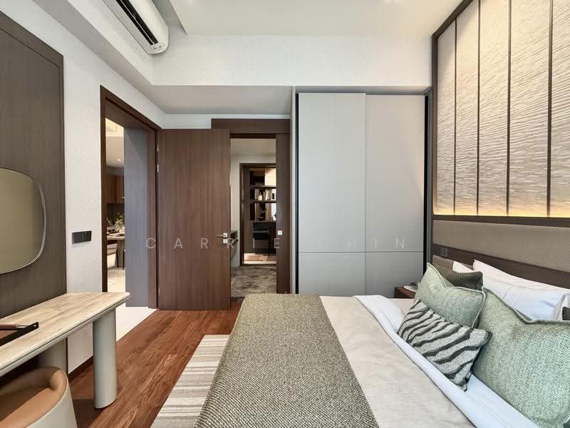 Parksuites, 18 Holland Grove Road, Tanglin / Holland / Bukit Timah, 2 Bedrooms, 786 sqft, Condominium For Sale, by Carrie Chin, 500266804 - Bedroom - PropertyGuru.com.sg