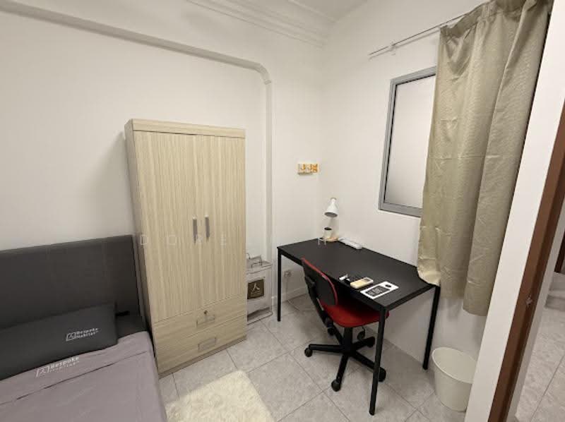 Emerald Park, 2 Indus Road, Alexandra / Commonwealth, Room Rental, 150 sqft, Condominium For Rent, by Doreen Heng, 500266809 - Bedroom - PropertyGuru.com.sg