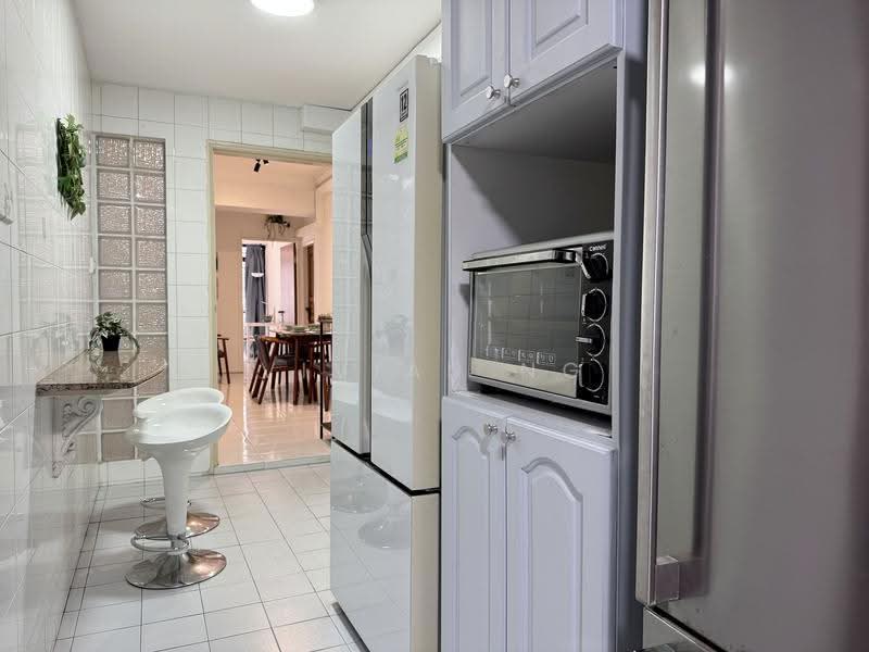 Bassein Court, 5 Bassein Road, Newton / Novena, Room Rental, 128 sqft, Condominium For Rent, by Vivian Ng, 500266813 - Kitchen - PropertyGuru.com.sg