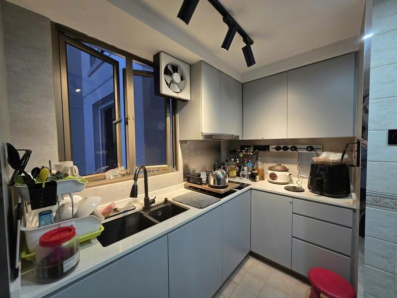 Parkview Apartments, 1 Bukit Batok Street 25, Dairy Farm / Bukit Panjang / Choa Chu Kang, 3 Bedrooms, 1,119 sqft, Apartment For Sale, by Jenny Ong, 500266829 - Kitchen - PropertyGuru.com.sg