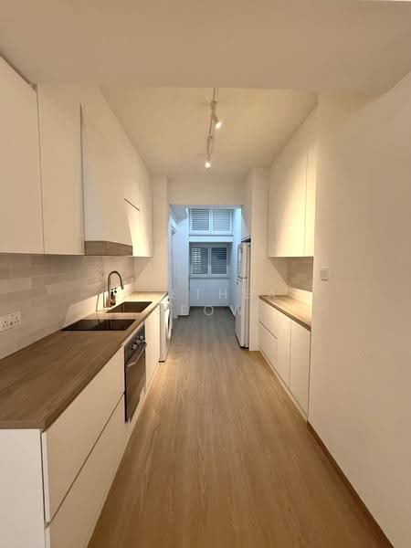 Fernwood Towers, 28 Fernwood Terrace, East Coast / Marine Parade, 1 Bedroom, 840 sqft, Condominium For Rent, by Alethea Seow, 500266833 - Kitchen - PropertyGuru.com.sg