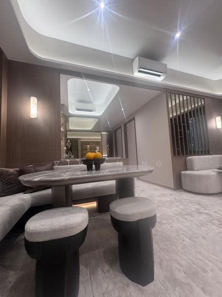 Amberwood at Holland, Tanglin / Holland / Bukit Timah, 3 Bedrooms, 958 sqft, Condominium For Sale, by Vivian Ng, 500266834 - Living Room - PropertyGuru.com.sg