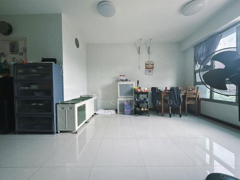 234A Sumang Lane, 234A Sumang Lane, Hougang / Punggol / Sengkang, 2 Bedrooms, 731 sqft, HDB Flat For Sale, by Lean Cheong, 500266838 - Living Room - PropertyGuru.com.sg