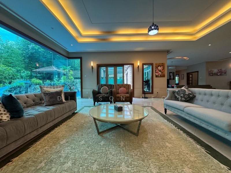 Sole Agent. Prime GCB. Wide Frontage. 顶 级 优 质 洋 房. Dickson. 94.88.40.80, Ewart Park, First Avenue, Third Avenue, Fourth Avenue, Fifth Avenue, Ford Avenue, Gallop Road, Gallop Park, Gallop Walk, Garlick Avenue, Holland Park, Holland Rise, Jalan Harom Setangkai, Jalan Kampong Chantek, Jalan Pelangi, Jalan Sampurna, Tanglin / Holland / Bukit Timah, 7 Bedrooms, 12,000 sqft, Good Class Bungalow For Sale, by Dickson Neo, 500266840 - Living Room - PropertyGuru.com.sg