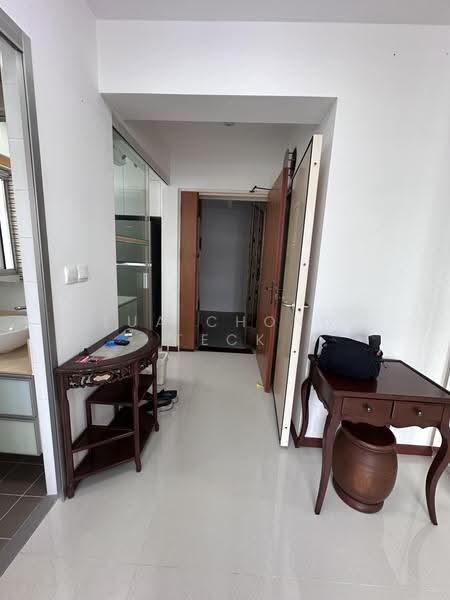 441A Bukit Batok West Avenue 8, 441A Bukit Batok West Avenue 8, Dairy Farm / Bukit Panjang / Choa Chu Kang, 1 Bedroom, 398 sqft, HDB Flat For Rent, by Lua Chong Teck, 500266846 - Entrance - PropertyGuru.com.sg