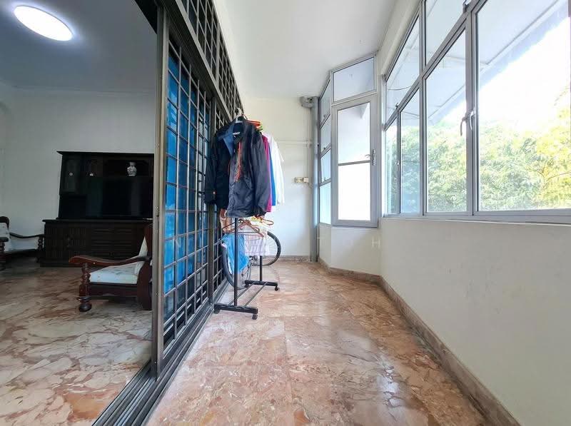 Chun Tin Court, 9 Yuk Tong Avenue, Clementi Park / Upper Bukit Timah, 3 Bedrooms, 2,164 sqft, Walk-up Apartment For Sale, by Nigel Toh, 500266847 - Balcony - PropertyGuru.com.sg