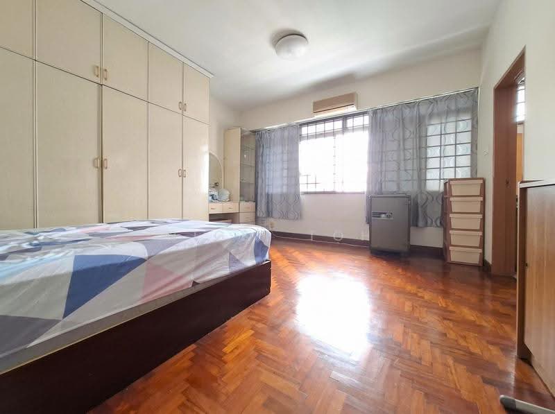 Chun Tin Court, 9 Yuk Tong Avenue, Clementi Park / Upper Bukit Timah, 3 Bedrooms, 2,164 sqft, Walk-up Apartment For Sale, by Nigel Toh, 500266847 - Bedroom - PropertyGuru.com.sg