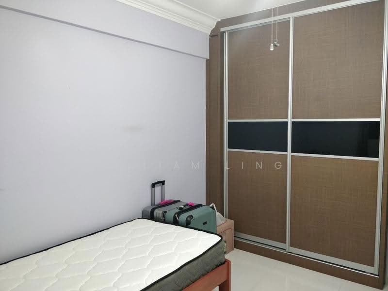 247 Tampines Street 21, 247 Tampines Street 21, Pasir Ris / Tampines, Room Rental, 200 sqft, HDB Flat For Rent, by William Ling, 500266849 - Bedroom - PropertyGuru.com.sg