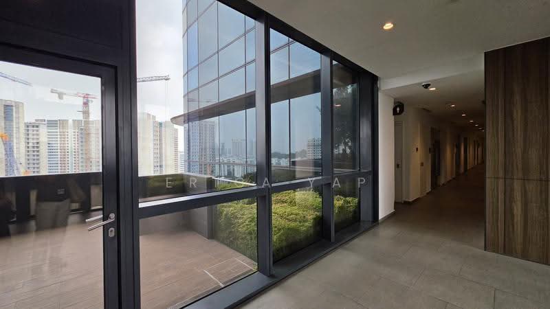 Woods Square, 12 Woodlands Square, Admiralty / Woodlands, 657 sqft, Office For Rent, by Erica Yap, 500266867 - Corridor - CommercialGuru.com.sg