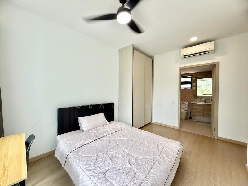 Treasure at Tampines, 15 Tampines Lane, Pasir Ris / Tampines, Room Rental, 200 sqft, Condominium For Rent, by Young Chng, 500266903 - Bedroom - PropertyGuru.com.sg
