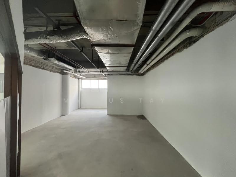 Delfi Orchard, 402 Orchard Road Singapore, Orchard / River Valley, 301 sqft, Mall Shop For Rent, by Marcus Tay, 500266904 - CommercialGuru.com.sg