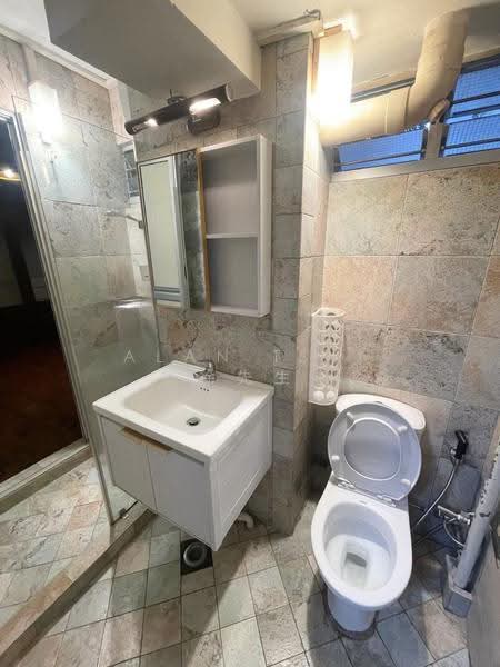 17 Marine Terrace, 17 Marine Terrace, East Coast / Marine Parade, 2 Bedrooms, 882 sqft, HDB Flat For Rent, by Alan Tsui 徐先生, 500266907 - PropertyGuru.com.sg