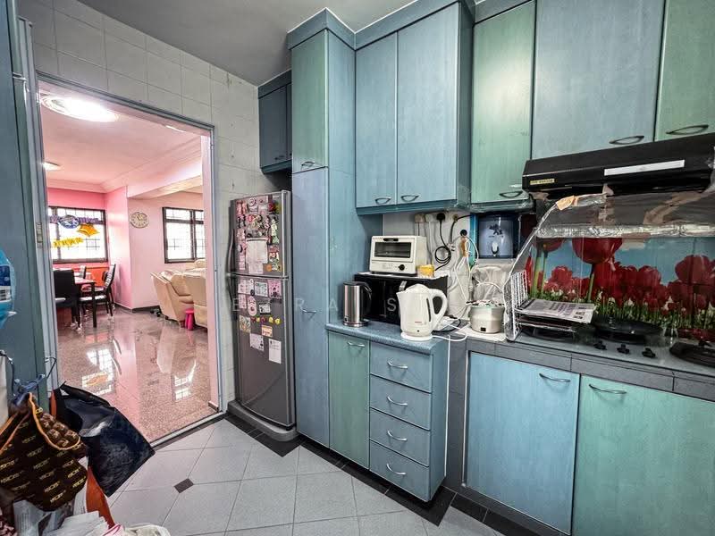 154 Gangsa Road, 154 Gangsa Road, Dairy Farm / Bukit Panjang / Choa Chu Kang, 3 Bedrooms, 1,302 sqft, HDB Flat For Sale, by Ezra Sim, 500266909 - Kitchen - PropertyGuru.com.sg