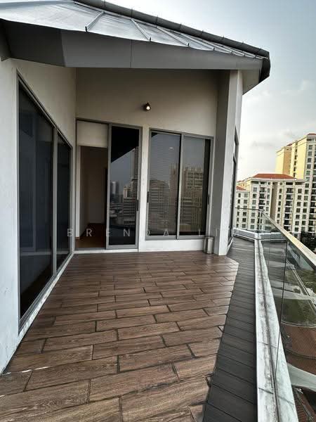 Vivace, 19 Tong Watt Road, Orchard / River Valley, 2 Bedrooms, 1,227 sqft, Apartment For Rent, by Brenda Lim, 500266921 - Balcony - PropertyGuru.com.sg