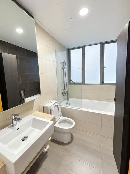 Austville Residences, 23 Sengkang East Avenue, Hougang / Punggol / Sengkang, 4 Bedrooms, 1,152 sqft, Condominium For Sale, by Alan Neo, 500266937 - Bathroom - PropertyGuru.com.sg