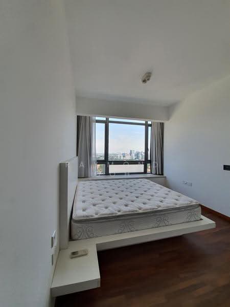 Ascentia Sky, 1 Alexandra View, Alexandra / Commonwealth, 2 Bedrooms, 958 sqft, Apartment For Rent, by Raymond Goh, 500266941 - Bedroom - PropertyGuru.com.sg