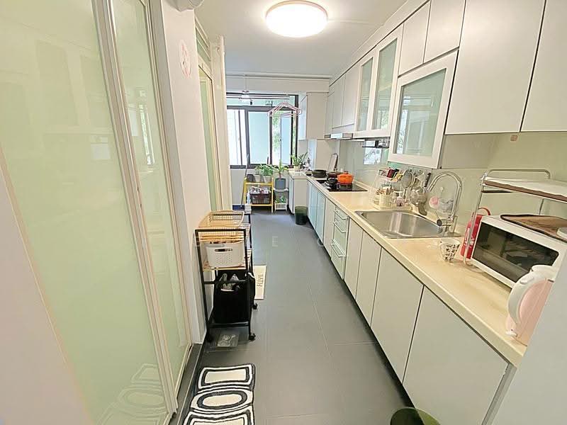 16 Taman Ho Swee, 16 Taman Ho Swee, Alexandra / Commonwealth, 2 Bedrooms, 710 sqft, HDB Flat For Sale, by Eugene Chen, 500266942 - Kitchen - PropertyGuru.com.sg