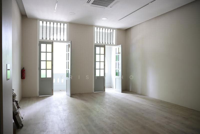 Beach Road 2nd Floor Commercial Space | Ideal for Gym & Pilates, Beach Road, Beach Road / Bugis / Rochor, 1,000 sqft, Shop / Shophouse For Rent, by Kristy Ho, 500266943 - 2nd Floor Interior - CommercialGuru.com.sg