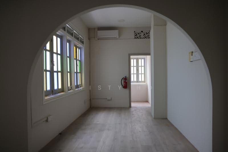 Beach Road 2nd Floor Commercial Space | Ideal for Gym & Pilates, Beach Road, Beach Road / Bugis / Rochor, 1,000 sqft, Shop / Shophouse For Rent, by Kristy Ho, 500266943 - 2nd Floor Interior - CommercialGuru.com.sg