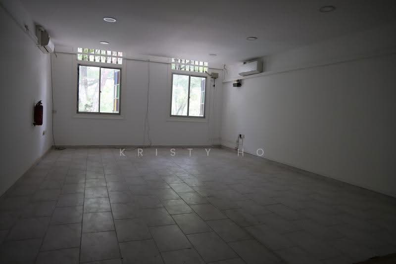 Beach Road 2nd Floor Commercial Space | Ideal for Gym & Pilates, Beach Road, Beach Road / Bugis / Rochor, 1,000 sqft, Shop / Shophouse For Rent, by Kristy Ho, 500266943 - 3rd Floor Interior - CommercialGuru.com.sg
