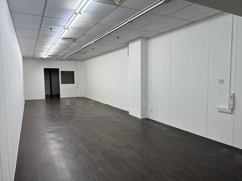 Sim Lim Square, 1 Rochor Canal Road, Beach Road / Bugis / Rochor, 669 sqft, Mall Shop For Rent, by Rodney Sea, 500266952 - Interior - CommercialGuru.com.sg