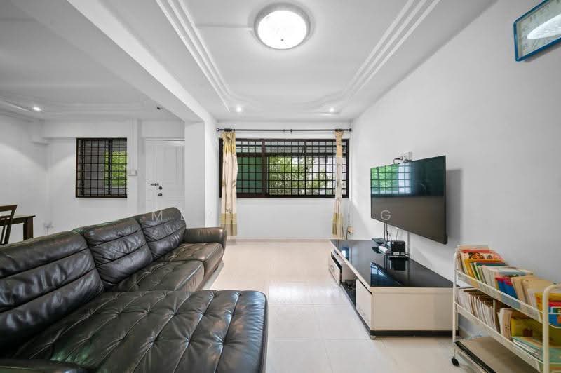 892A Woodlands Drive 50, 892A Woodlands Drive 50, Admiralty / Woodlands, 3 Bedrooms, 1,076 sqft, HDB Flat For Sale, by Merlyn Ong, 500266953 - Living Room - PropertyGuru.com.sg
