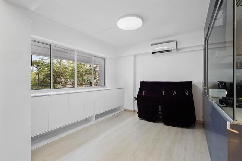 646 Woodlands Ring Road, 646 Woodlands Ring Road, Admiralty / Woodlands, 3 Bedrooms, 1,550 sqft, HDB Flat For Sale, by Jacqueline Tan, 500266956 - Living Room - PropertyGuru.com.sg