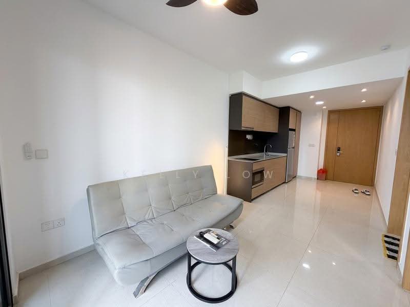Midwood, 8 Hillview Rise, Dairy Farm / Bukit Panjang / Choa Chu Kang, 1 Bedroom, 484 sqft, Condominium For Rent, by Kelly Low, 500266971 - Living Room - PropertyGuru.com.sg