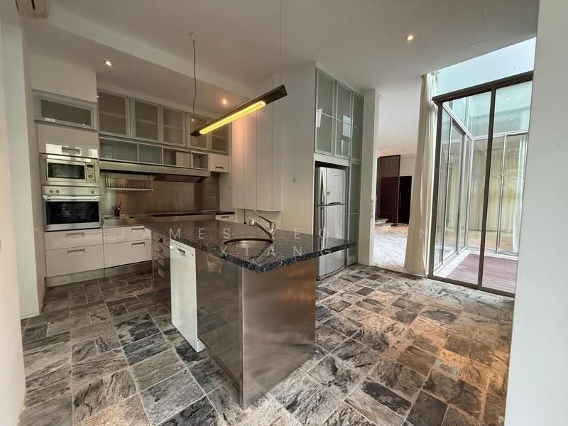 The Mondrian, Hindhede Place, Clementi Park / Upper Bukit Timah, 5 Bedrooms, 2,837 sqft, Semi-Detached House For Rent, by James Yeo Jun Xiang, 500266989 - Kitchen - PropertyGuru.com.sg