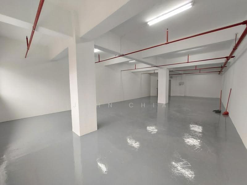 Tong Lee Building, 35 Kallang Pudding Road, Macpherson / Potong Pasir, 1,283 sqft, Light Industrial (B1) For Rent, by John Chia, 500266996 - CommercialGuru.com.sg