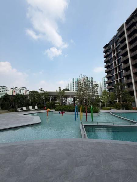 Norwood Grand, Admiralty / Woodlands, 2 Bedrooms, 624 sqft, Condominium For Rent, by Brenda Ong 王淑玲, 500266999 - Pool - PropertyGuru.com.sg