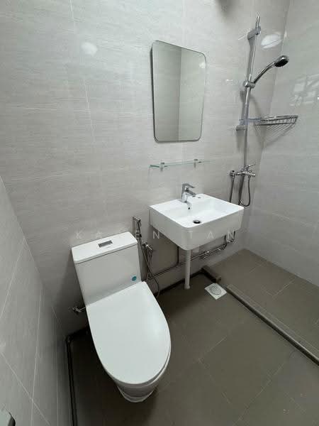 541 Serangoon North Avenue 4, 541 Serangoon North Avenue 4, Hougang / Punggol / Sengkang, 3 Bedrooms, 1,119 sqft, HDB Flat For Rent, by Karen Tan, 500267017 - Bathroom - PropertyGuru.com.sg